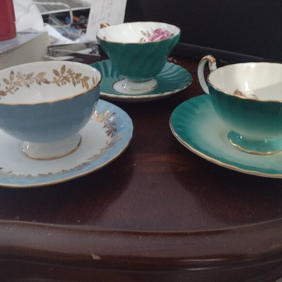 3 RRRare Aynsley Bone China (older) 2 floating cabbage rose, 1 Orchard Fruit - Picture 1 of 8